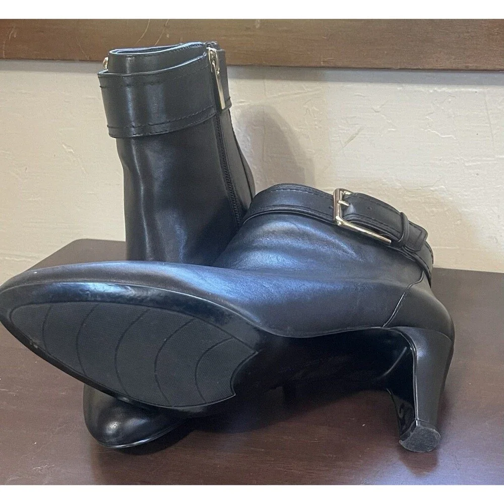 Bandolino black leather